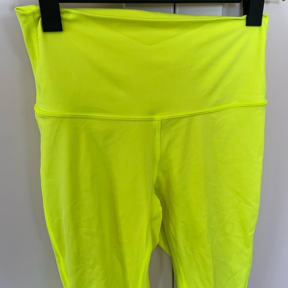 Lululemon Wunder Unders in lime green. Size 4. - Picture 2 of 7